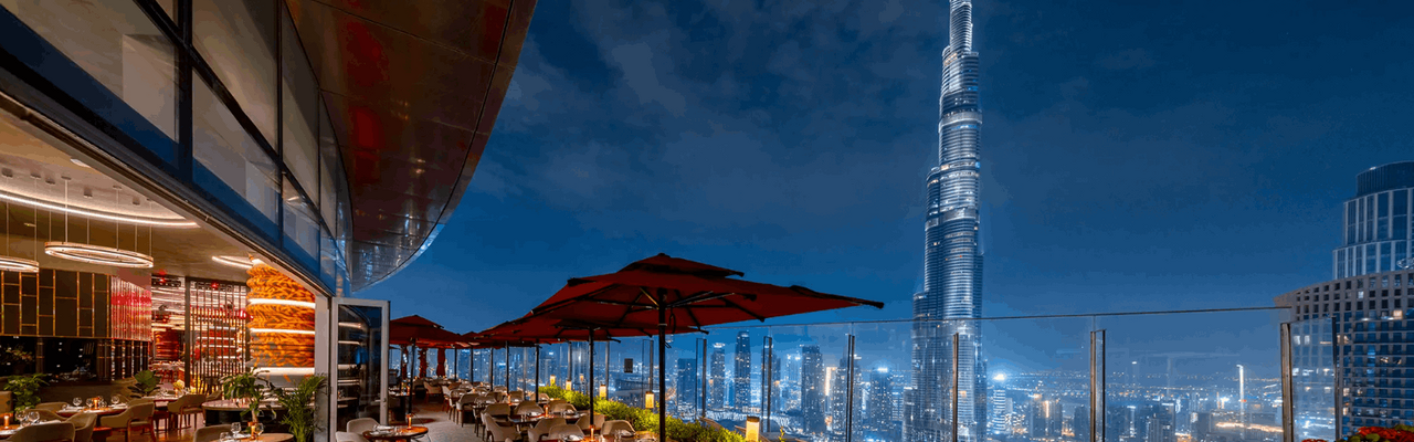 CÉ LA VI VIP Table Booking